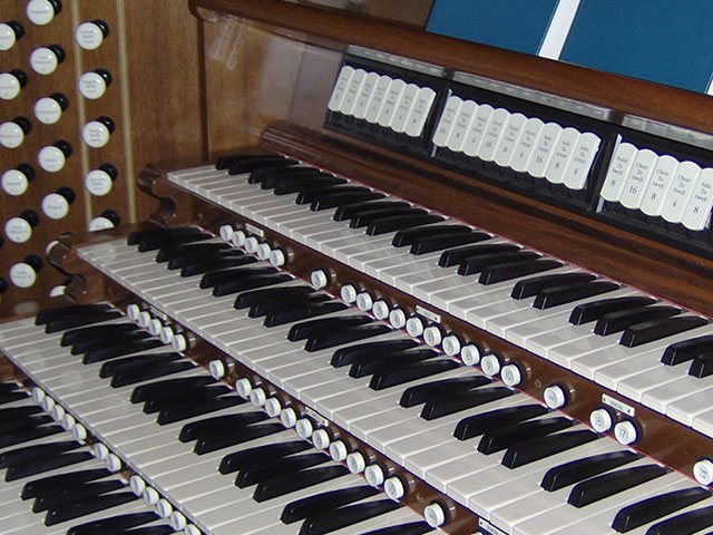 1950 Moeller 2007 Console