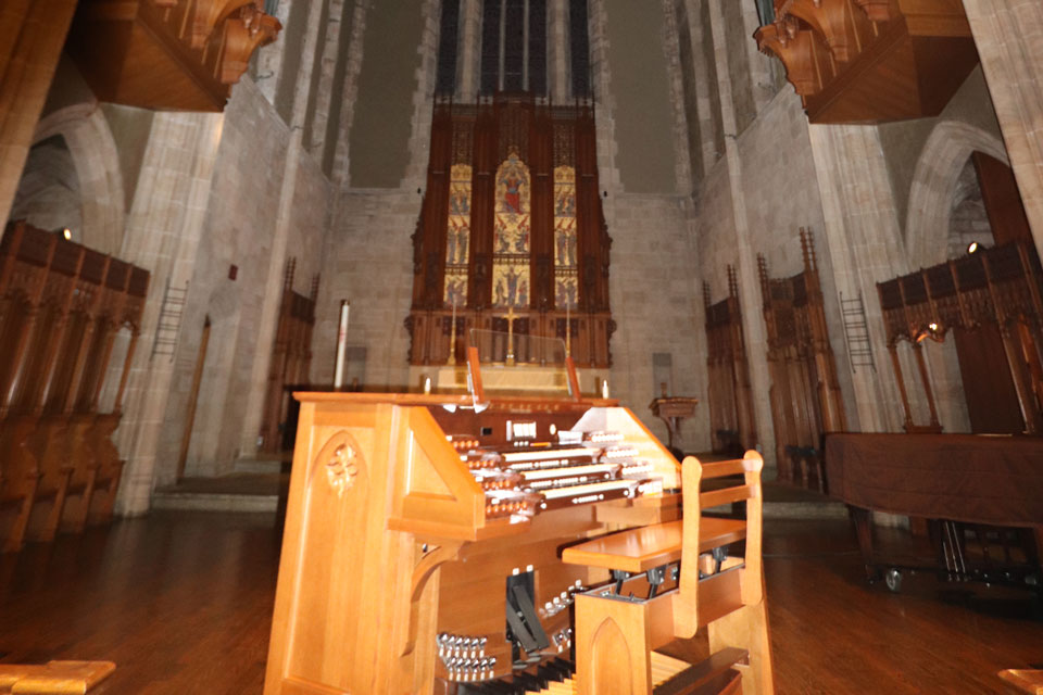 Poe Plus 2022 Muhlenberg Chapel Console